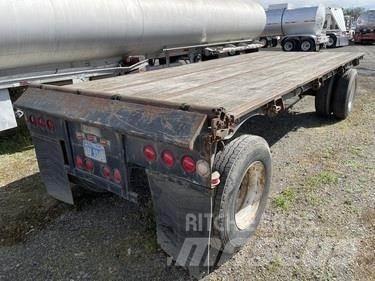  Reliance Anhænger med lad/Flatbed