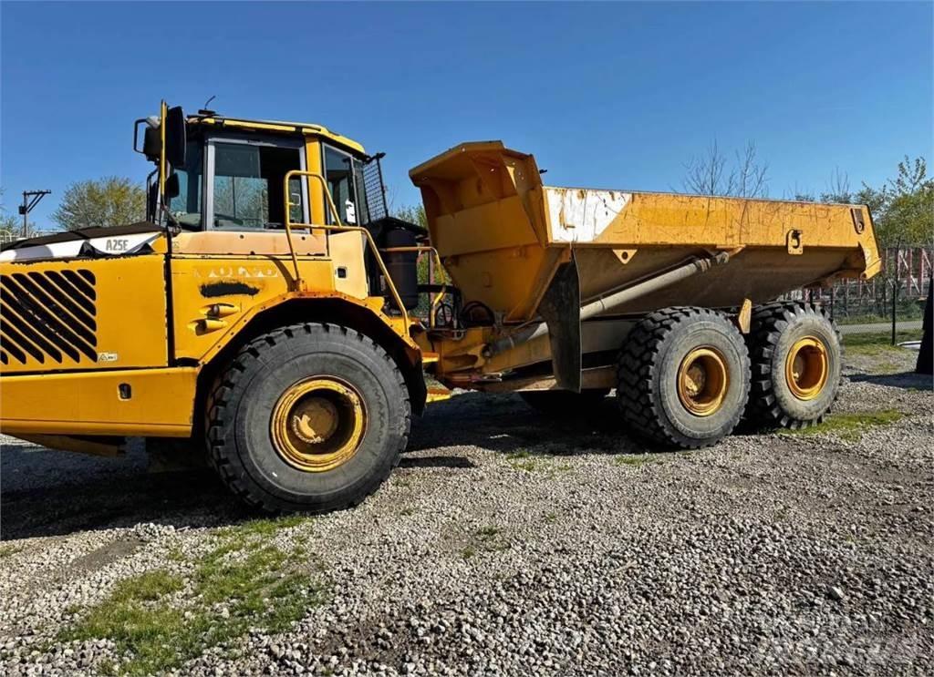 Volvo A25E Terrængående lastbiler