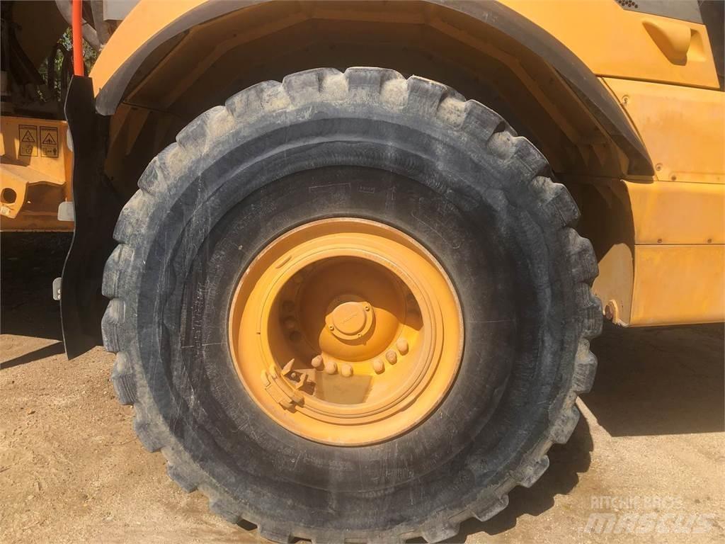 Volvo A40G Terrængående lastbiler