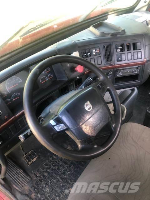 Volvo DHD Trækkere