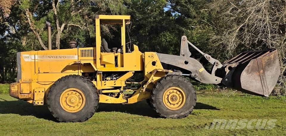 Volvo L90C Læssemaskiner på hjul