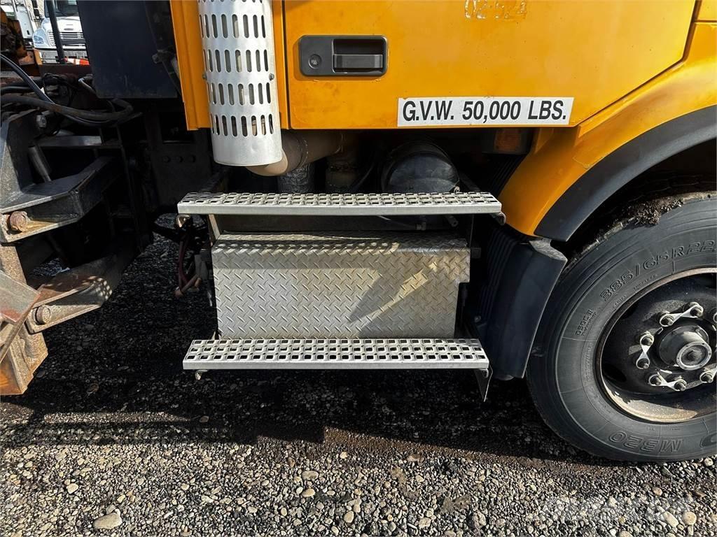 Volvo VHD Sneskovle og -plove