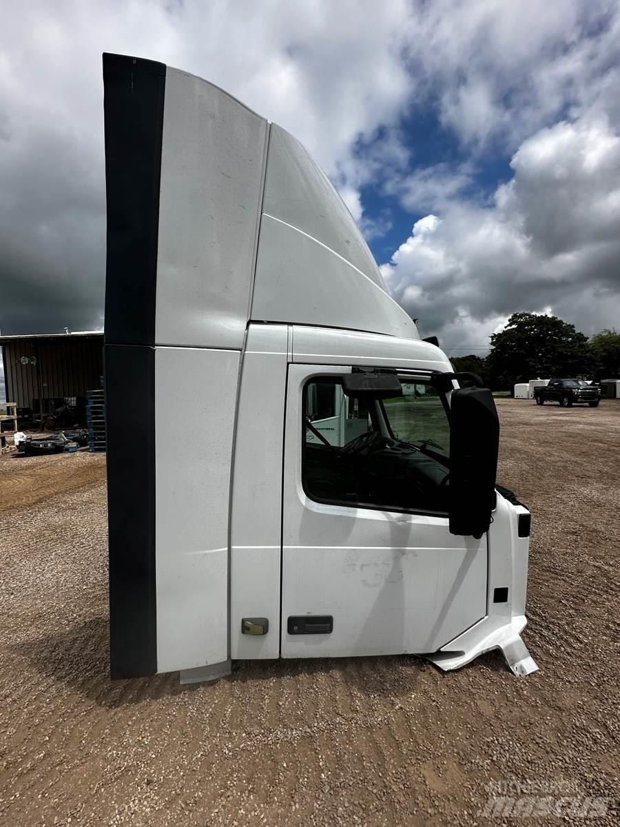 Volvo VNL Transport – Andet