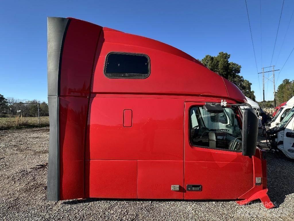 Volvo VNL Transport – Andet