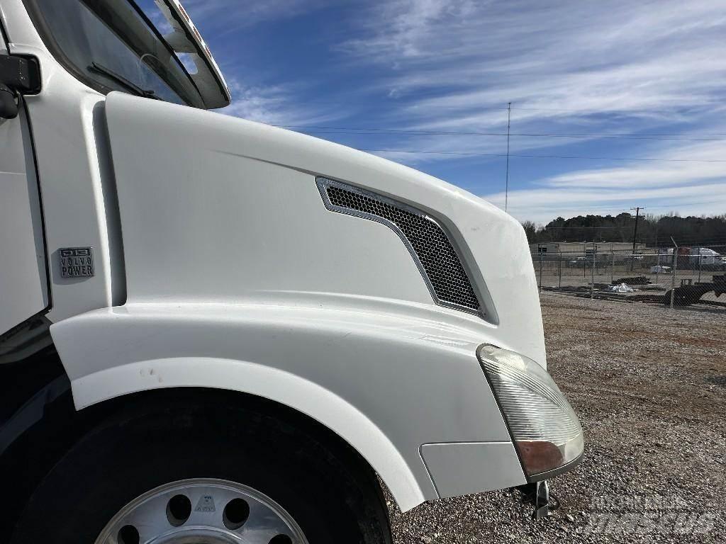 Volvo VNL Transport – Andet