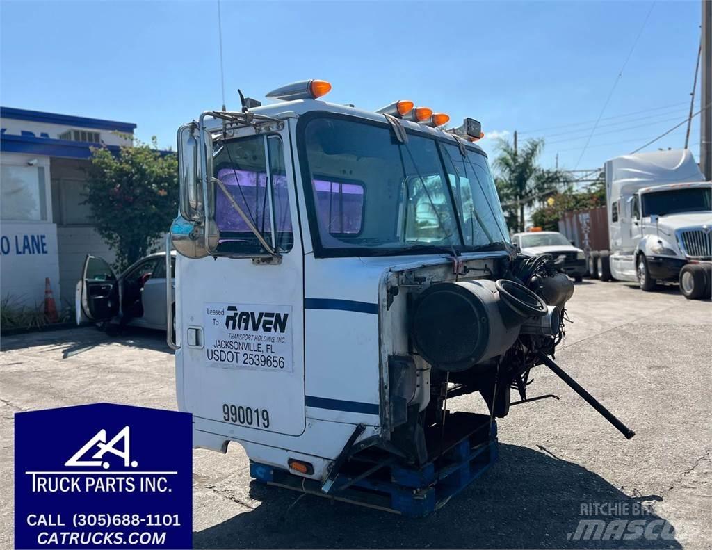 Volvo VNL Transport – Andet
