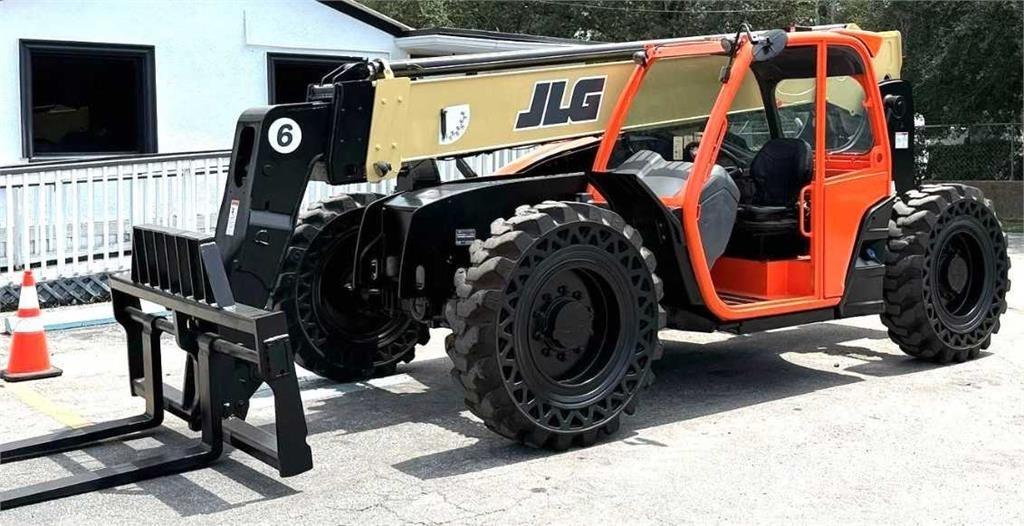 JLG 642 Teleskoplæssere