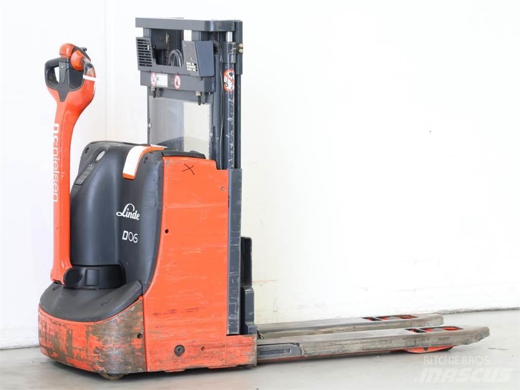 Linde D06/1160 Gaffelstabler med gående fører