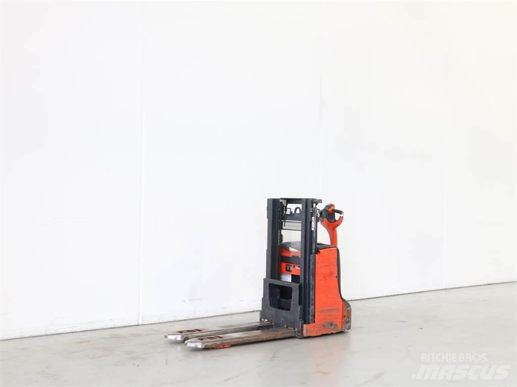 Linde D08/1160 Gaffelstabler med gående fører