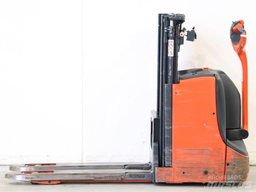 Linde D08/1160 Gaffelstabler med gående fører