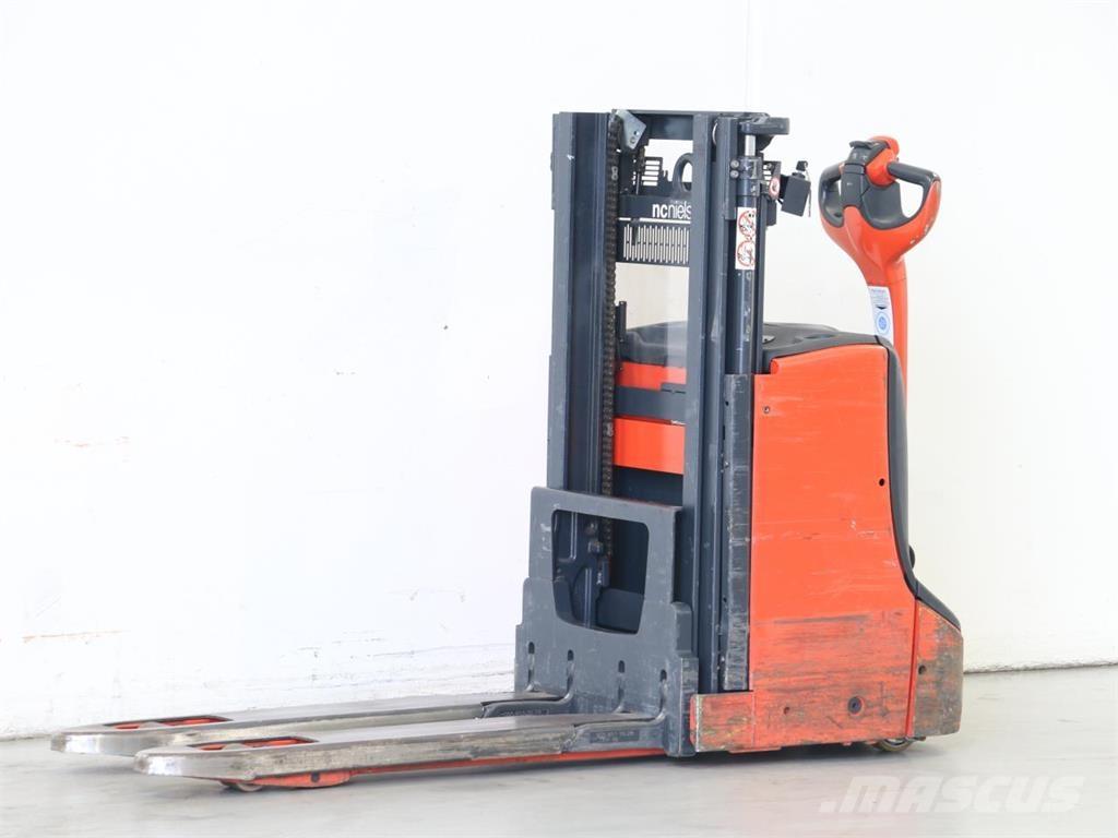 Linde D08/1160 Gaffelstabler med gående fører
