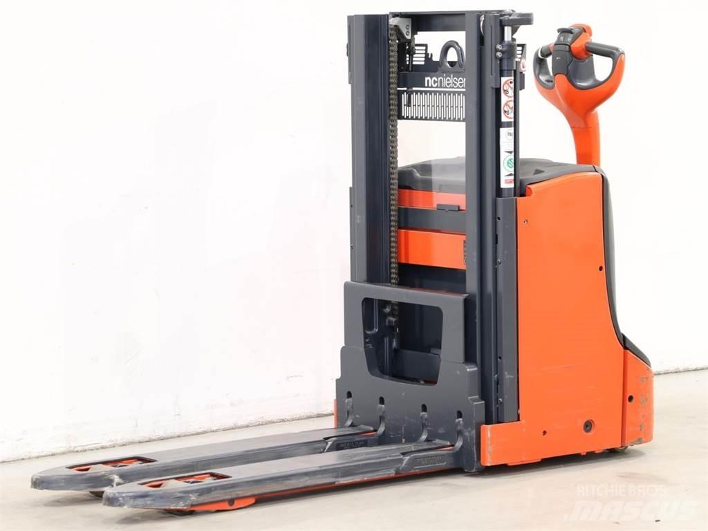 Linde D08/1160 Gaffelstabler med gående fører