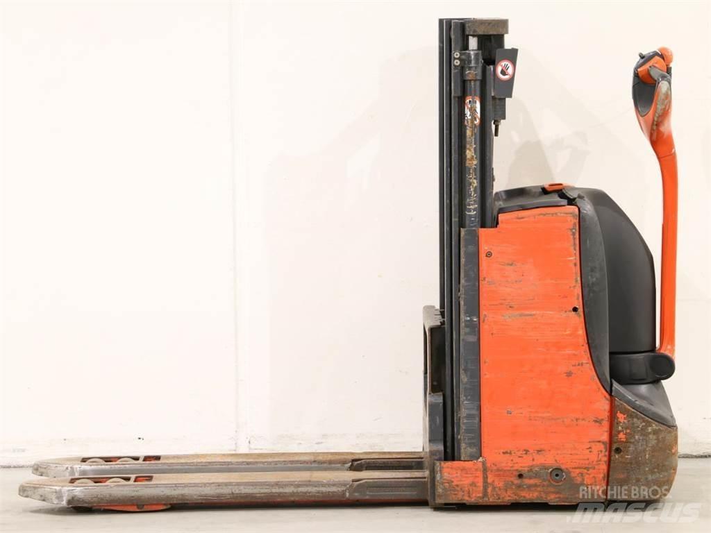 Linde D08/1160-00 Gaffelstabler med gående fører