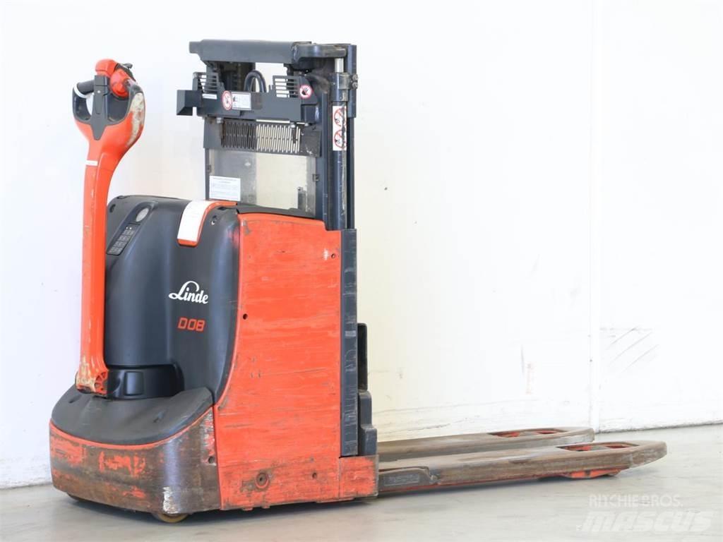 Linde D08/1160-00 Gaffelstabler med gående fører