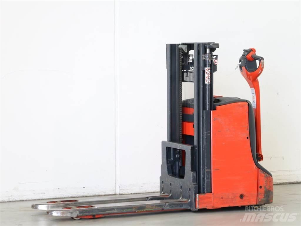 Linde D08/1160-01 Gaffelstabler med gående fører