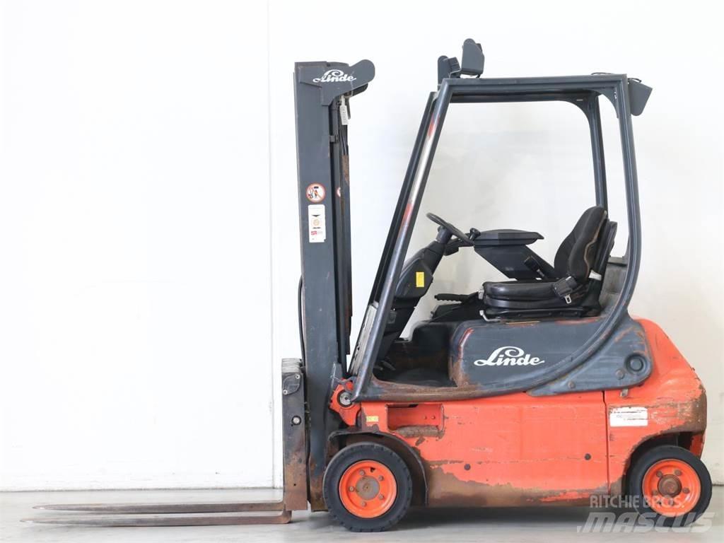 Linde E16P/335-02 El gaffeltrucks