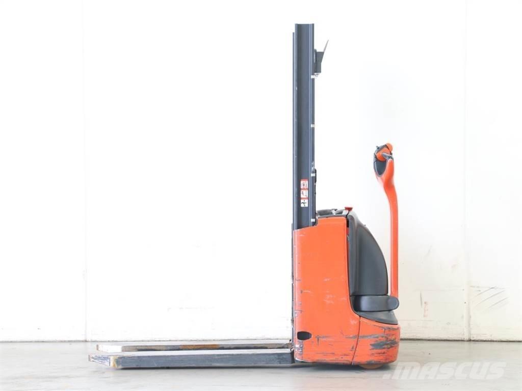 Linde L10/1172-01 Gaffelstabler med gående fører