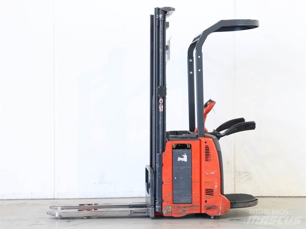 Linde L12AP/133-00 Gaffelstabler med gående fører