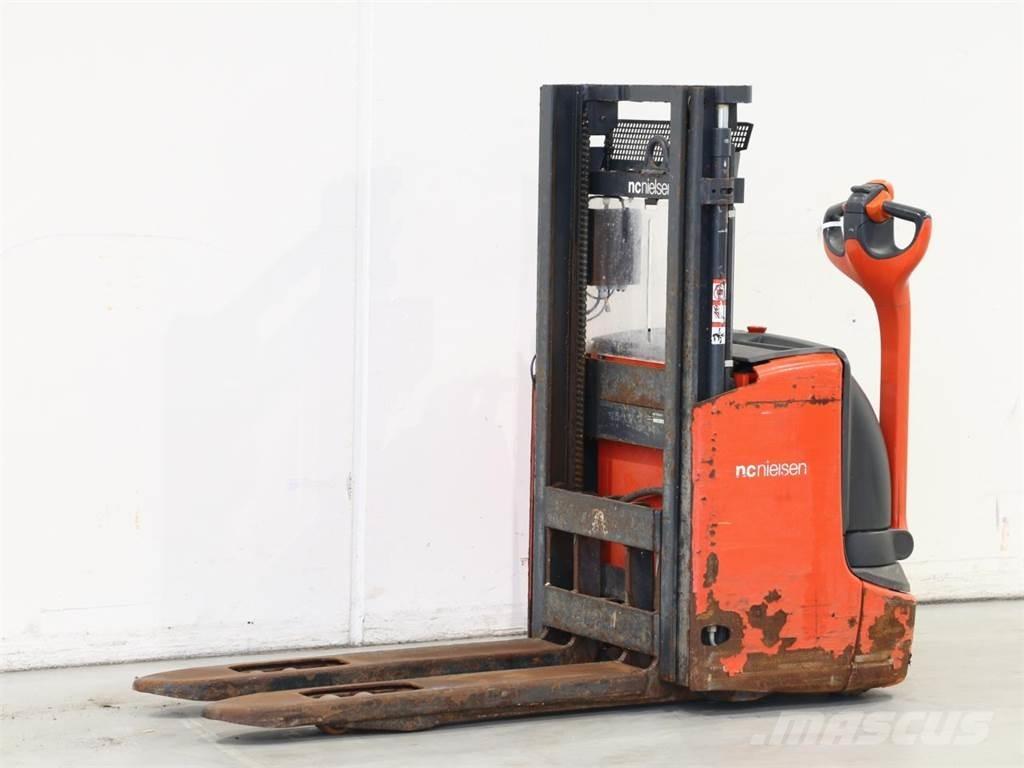 Linde L12I/1172 Gaffelstabler med gående fører