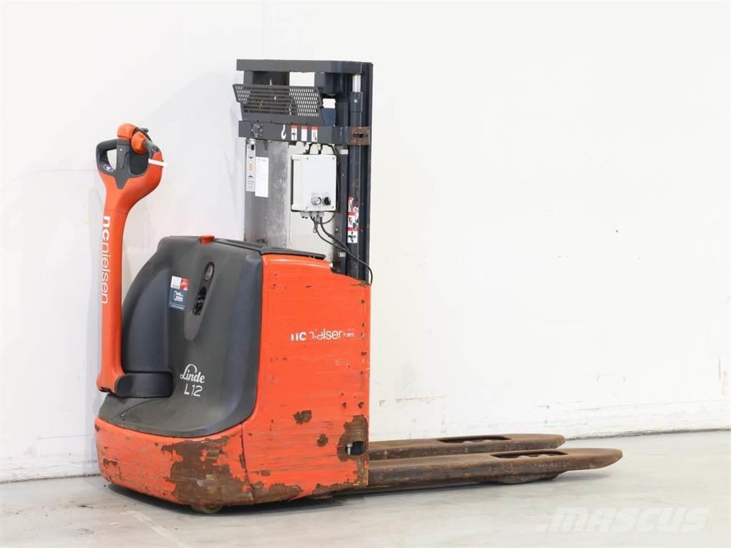 Linde L12I/1172 Gaffelstabler med gående fører