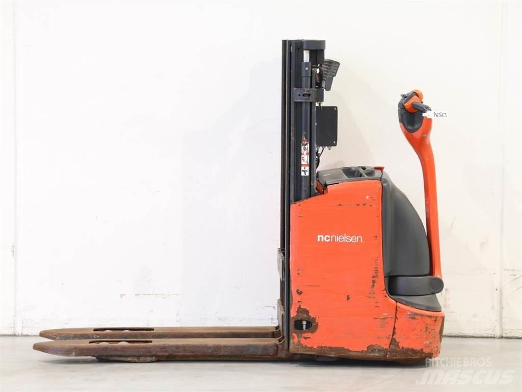 Linde L12I/1172 Gaffelstabler med gående fører