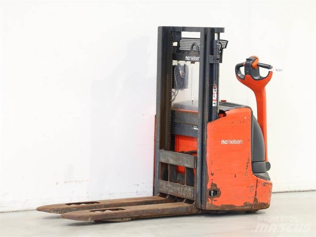 Linde L12I/1172 Gaffelstabler med gående fører