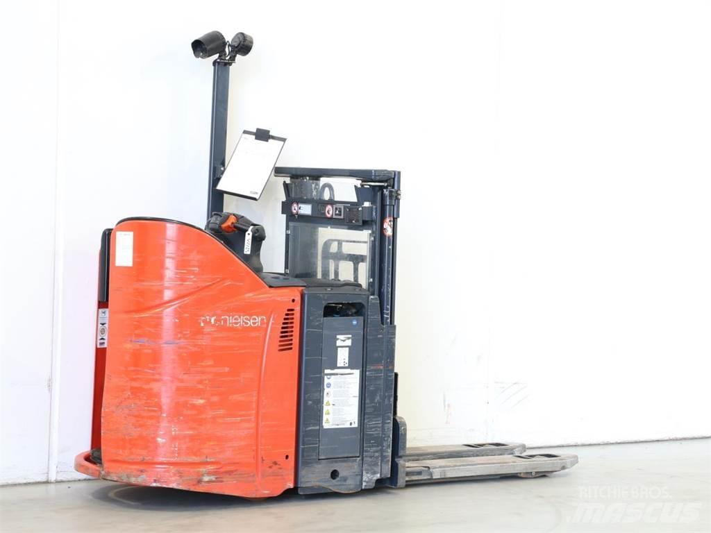 Linde L12LSP/133 Gaffelstabler med gående fører
