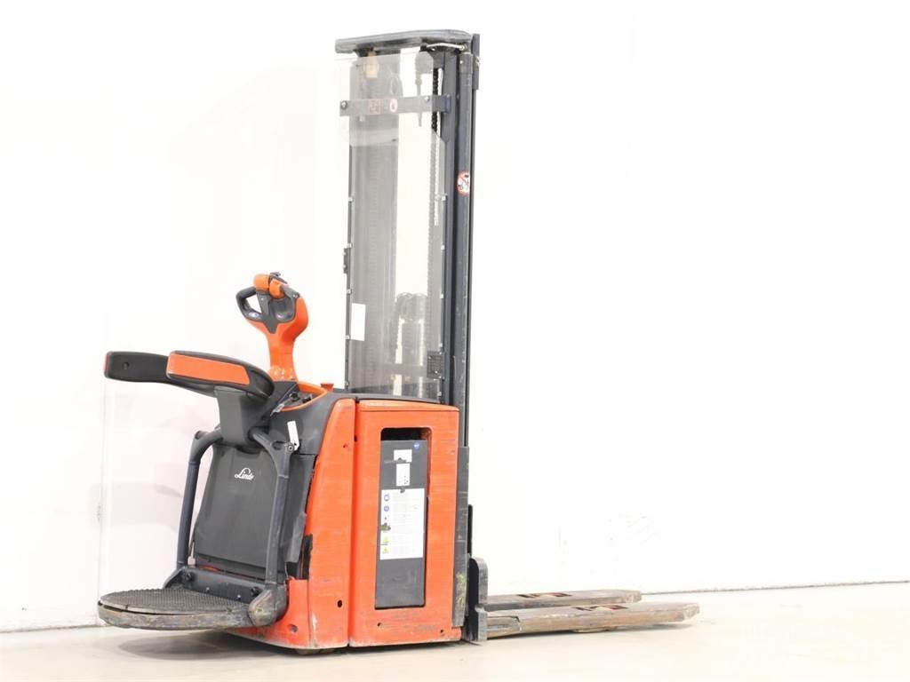Linde L14AP/1173 Gaffelstabler med gående fører