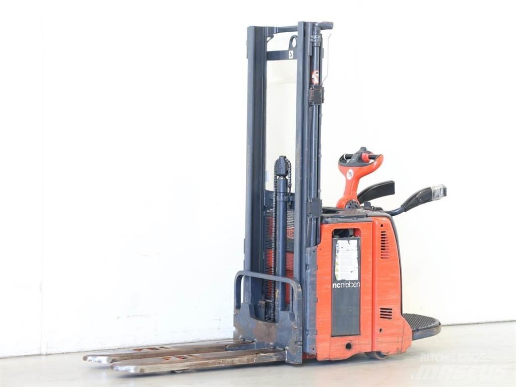 Linde L14AP/133 Gaffelstabler med gående fører