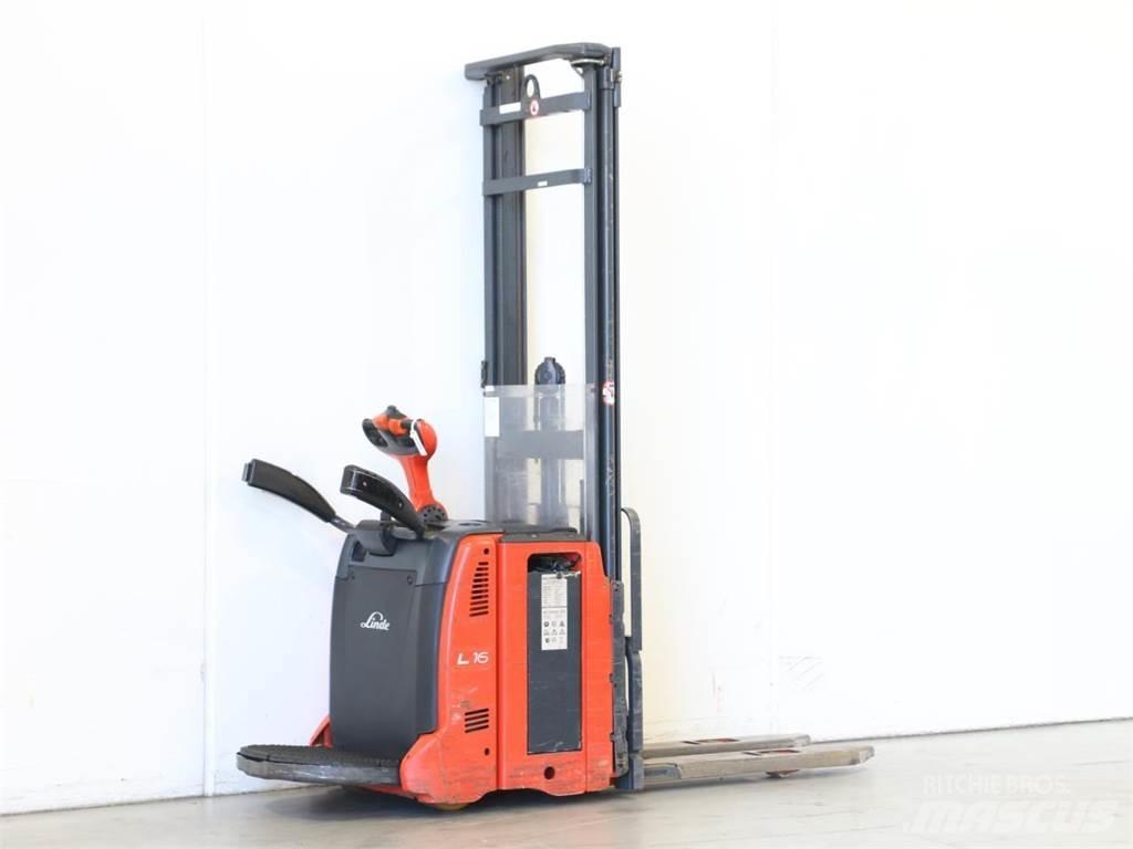 Linde L14AP/133 Gaffelstabler med gående fører
