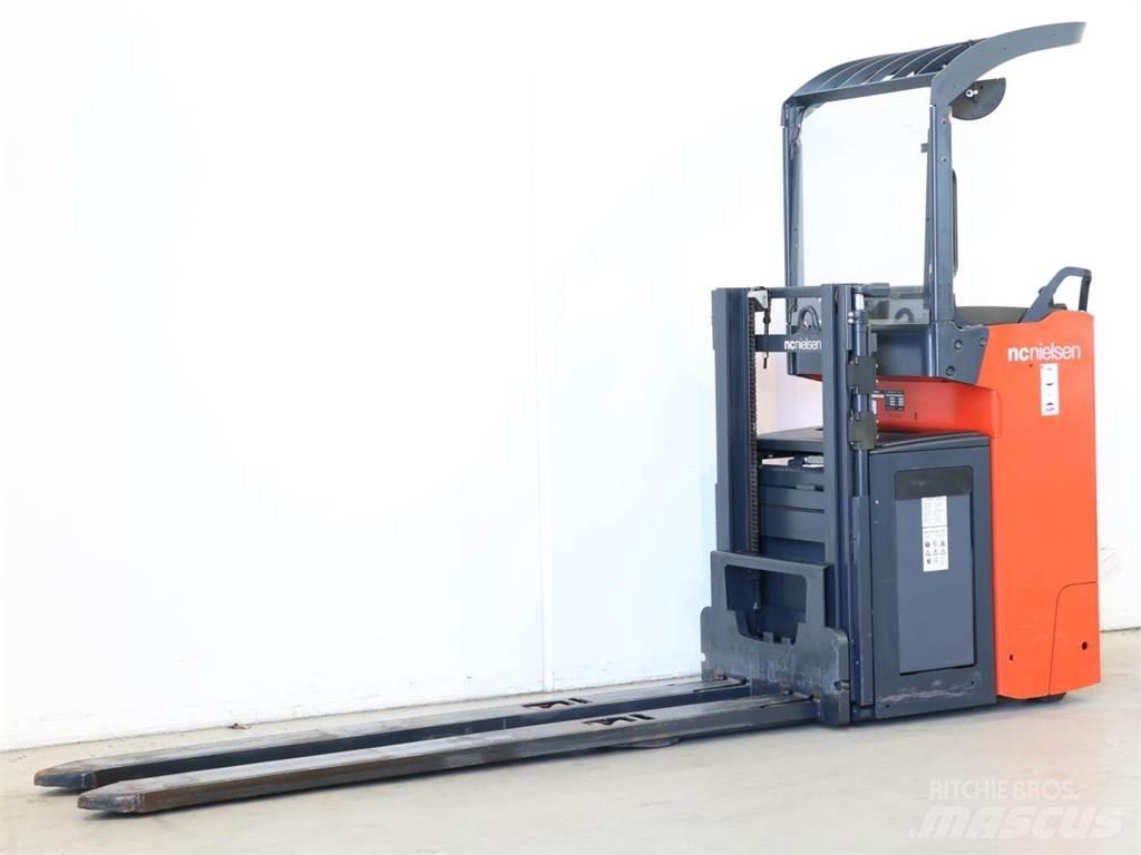 Linde L14R/1174 Gaffelstabler med gående fører