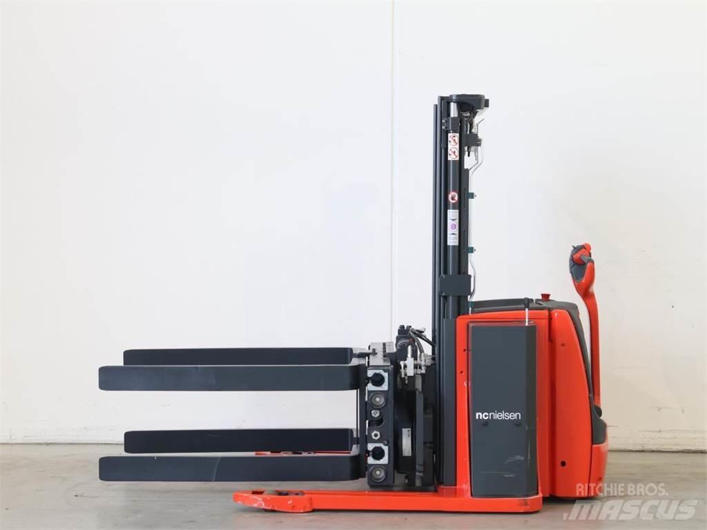 Linde L20/1173-01 Gaffelstabler med gående fører
