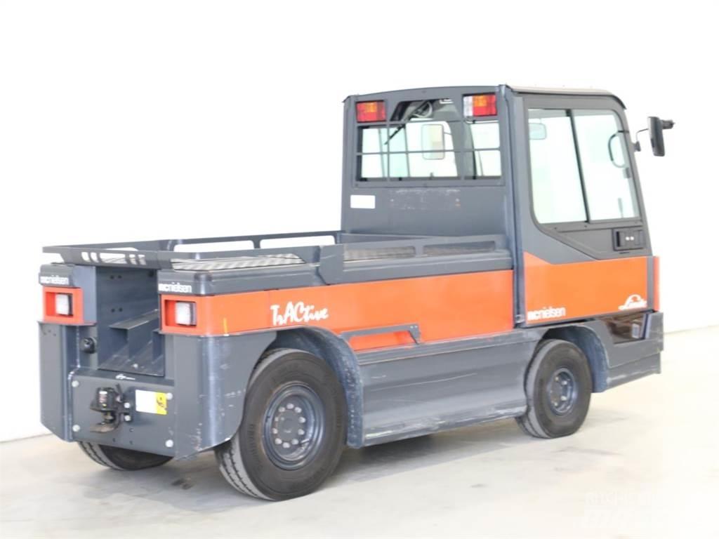Linde P250/127 Bugsertruck
