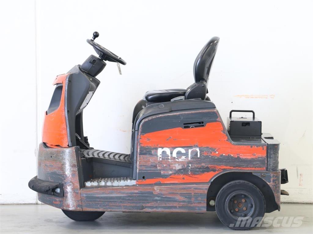 Linde P80/1191 Bugsertruck