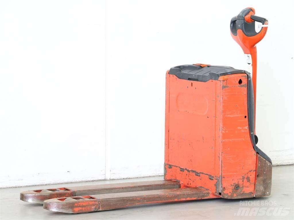 Linde T16/1152 Gaffelstabler med gående fører