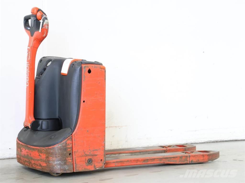 Linde T16/1152 Gaffelstabler med gående fører