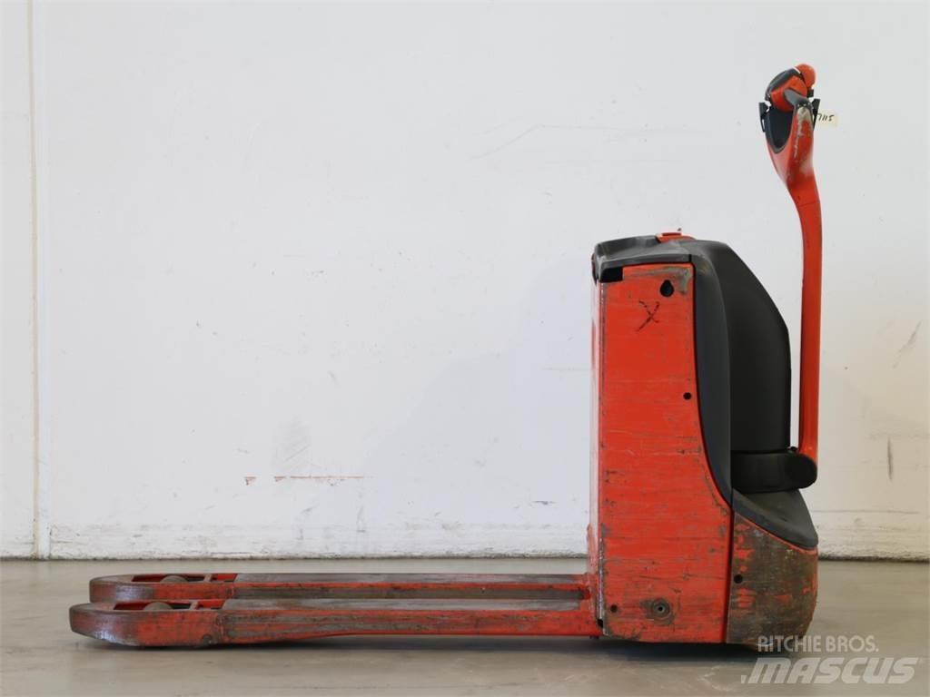 Linde T16/1152 Gaffelstabler med gående fører