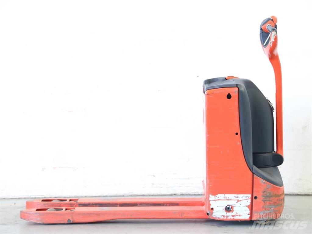 Linde T16/1152 Gaffelstabler med gående fører