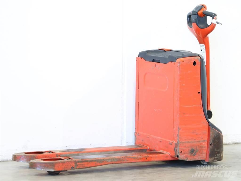 Linde T16/1152 Gaffelstabler med gående fører
