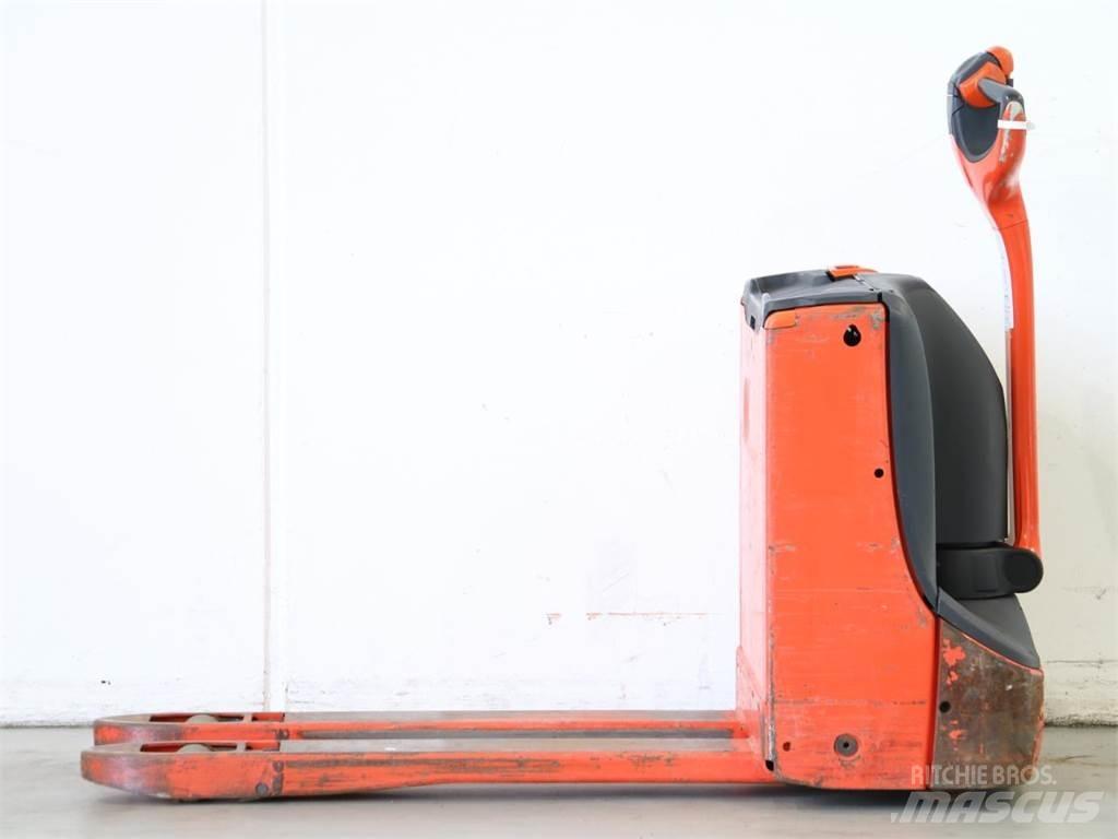 Linde T16/1152 Gaffelstabler med gående fører