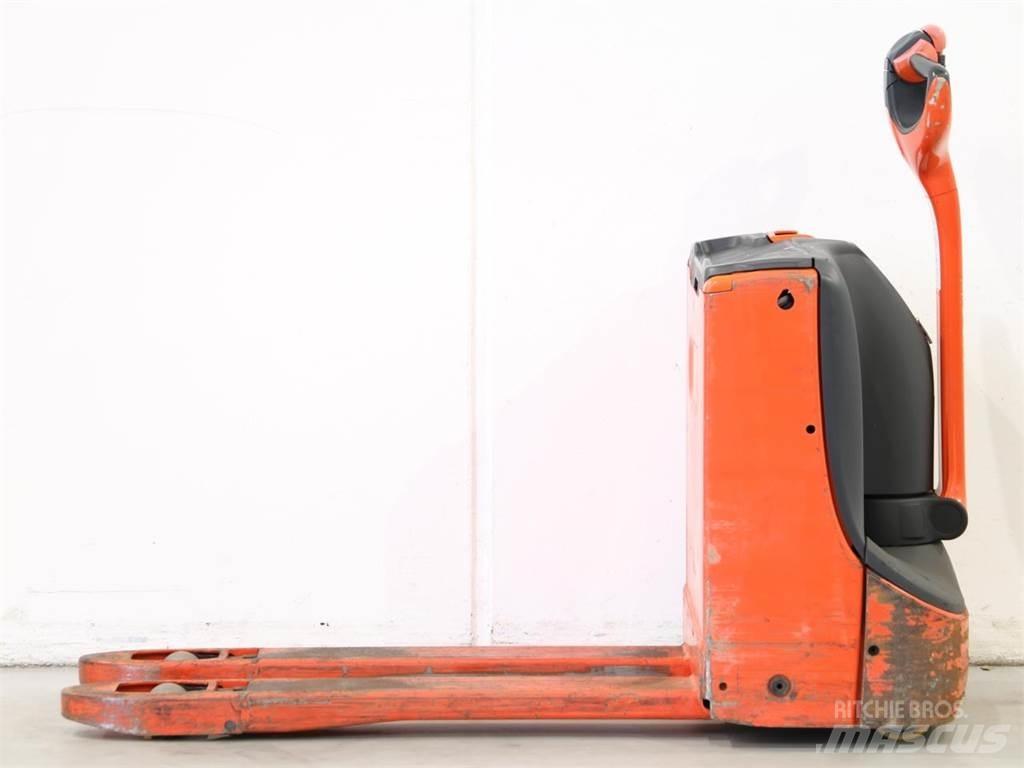 Linde T16/1152 Gaffelstabler med gående fører