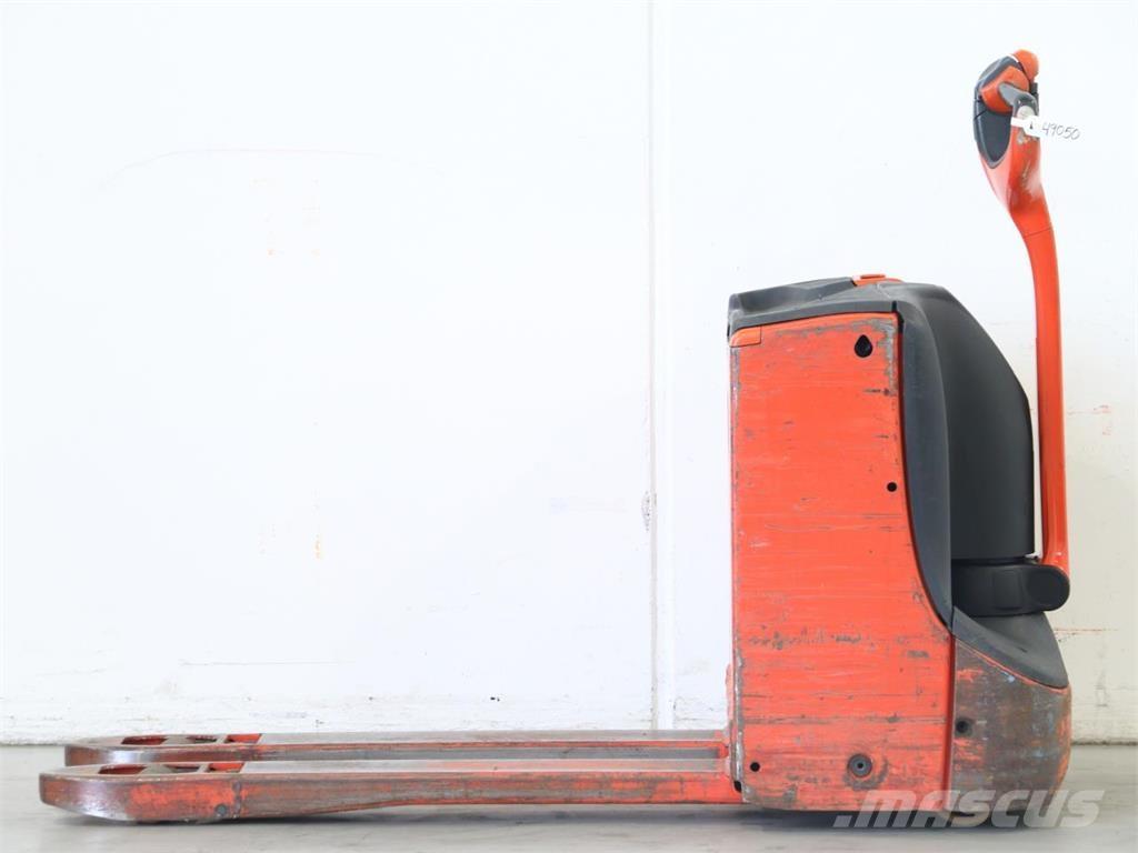 Linde T16/1152 Gaffelstabler med gående fører