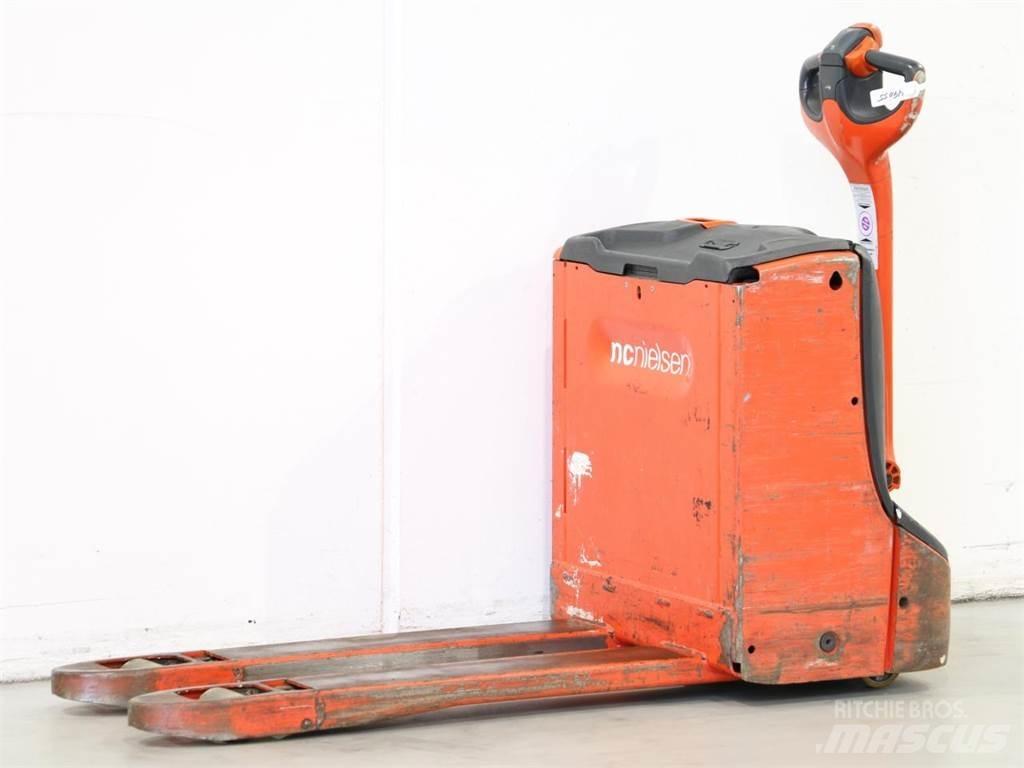 Linde T16/1152 Gaffelstabler med gående fører