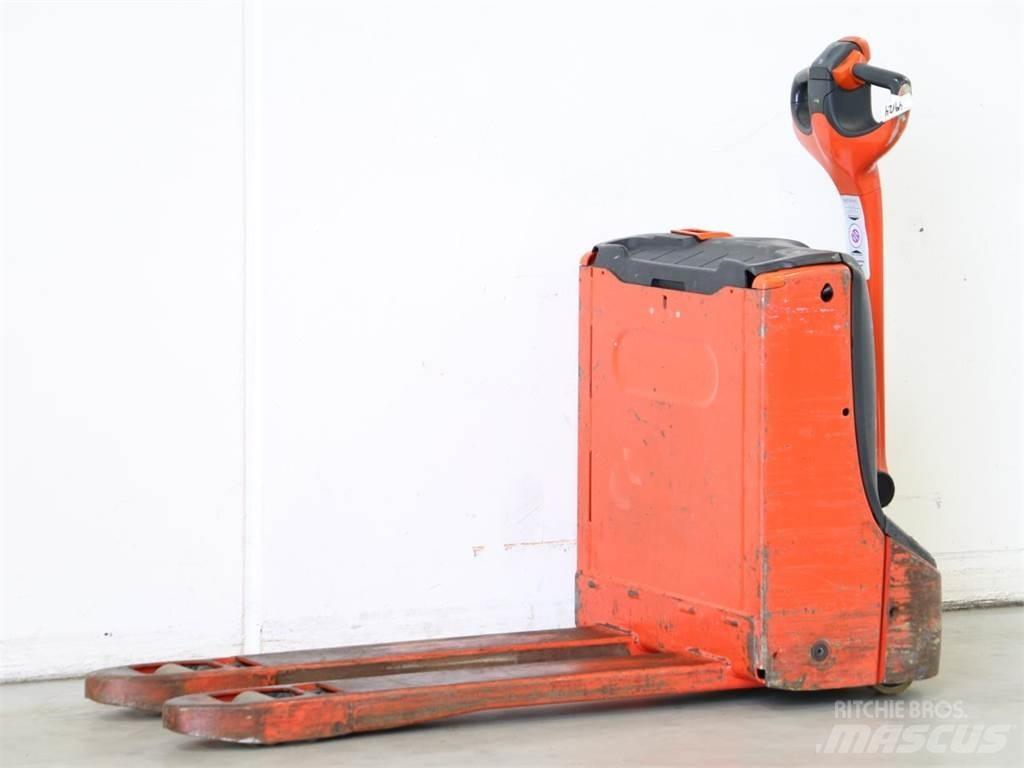 Linde T16/1152 Gaffelstabler med gående fører