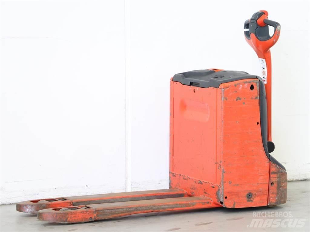 Linde T16/1152 Gaffelstabler med gående fører