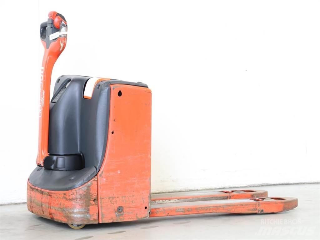 Linde T16/1152 Gaffelstabler med gående fører