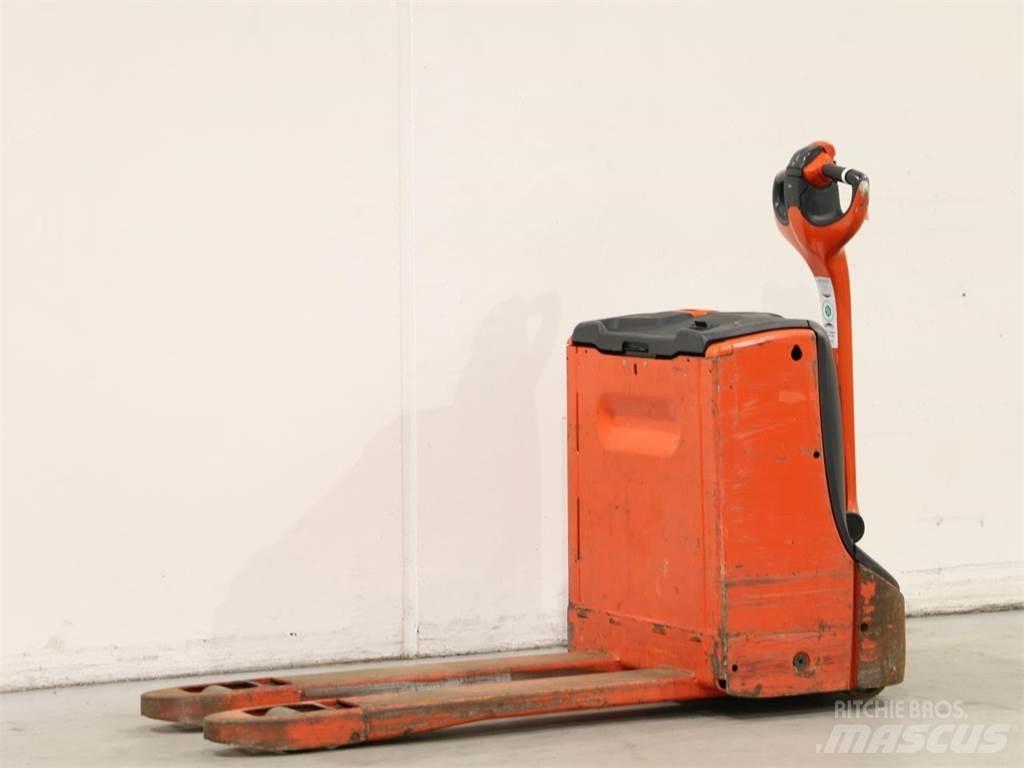 Linde T16/1152 Gaffelstabler med gående fører