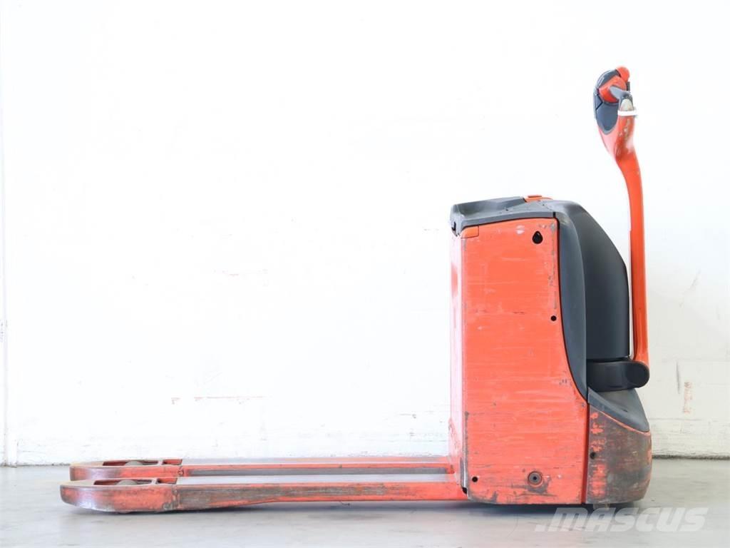 Linde T16/1152 Gaffelstabler med gående fører
