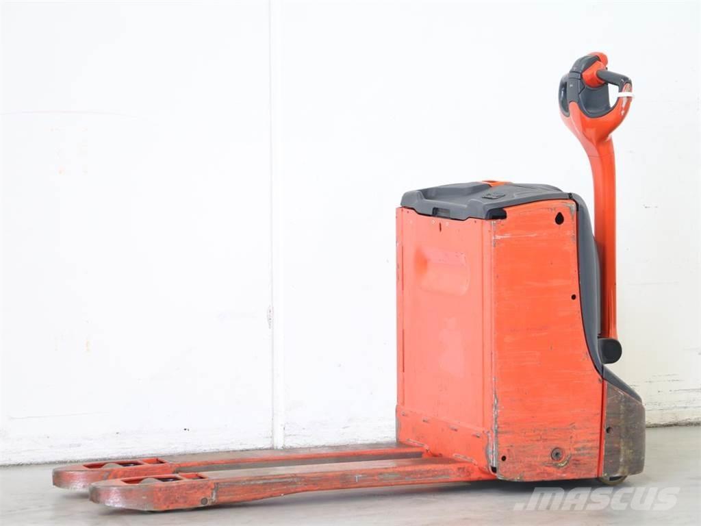 Linde T16/1152 Gaffelstabler med gående fører