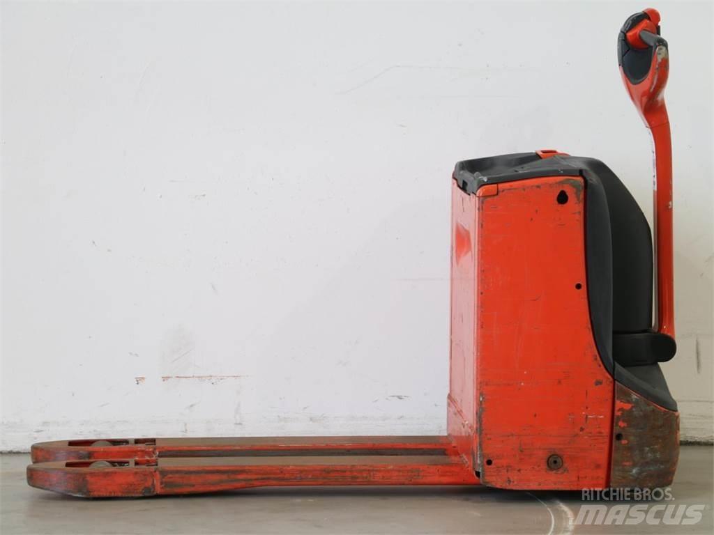 Linde T16/1152 Gaffelstabler med gående fører